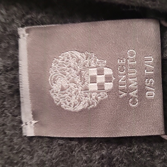 Fringe Poncho/Cape - Picture 3 of 6